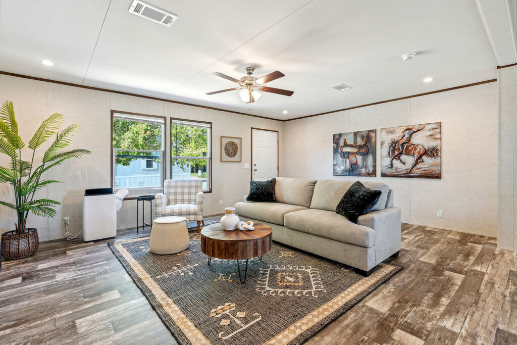 Champion prime 3252 mobile home