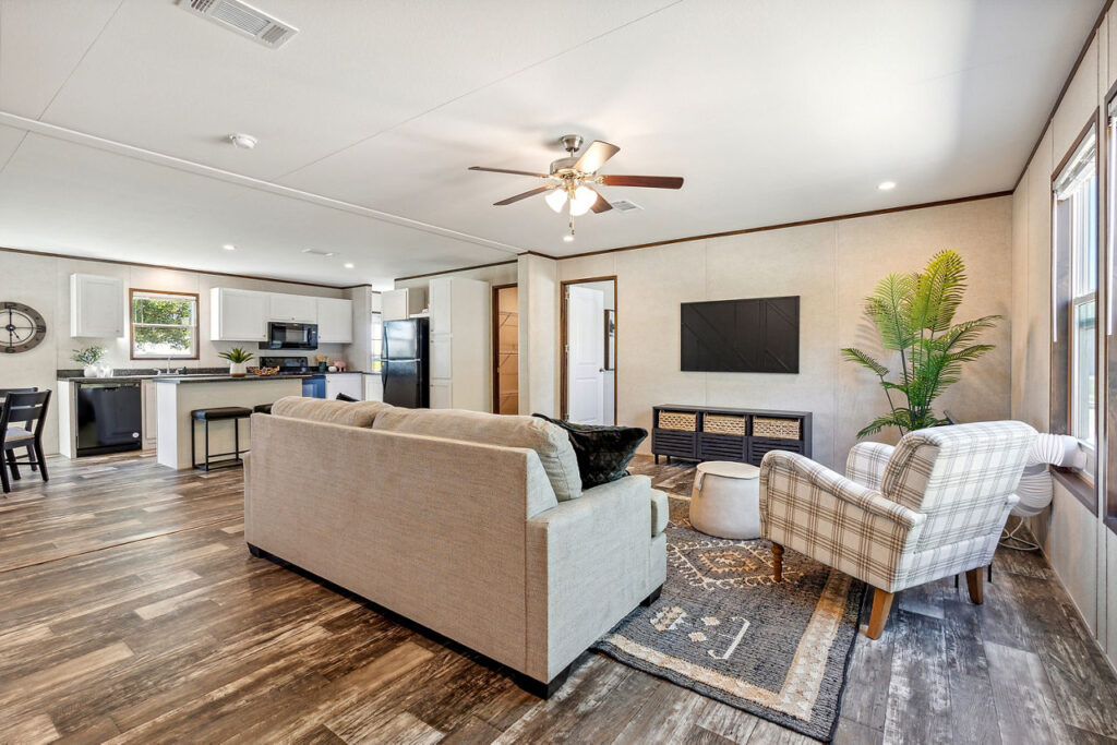 Champion prime 3252 mobile home