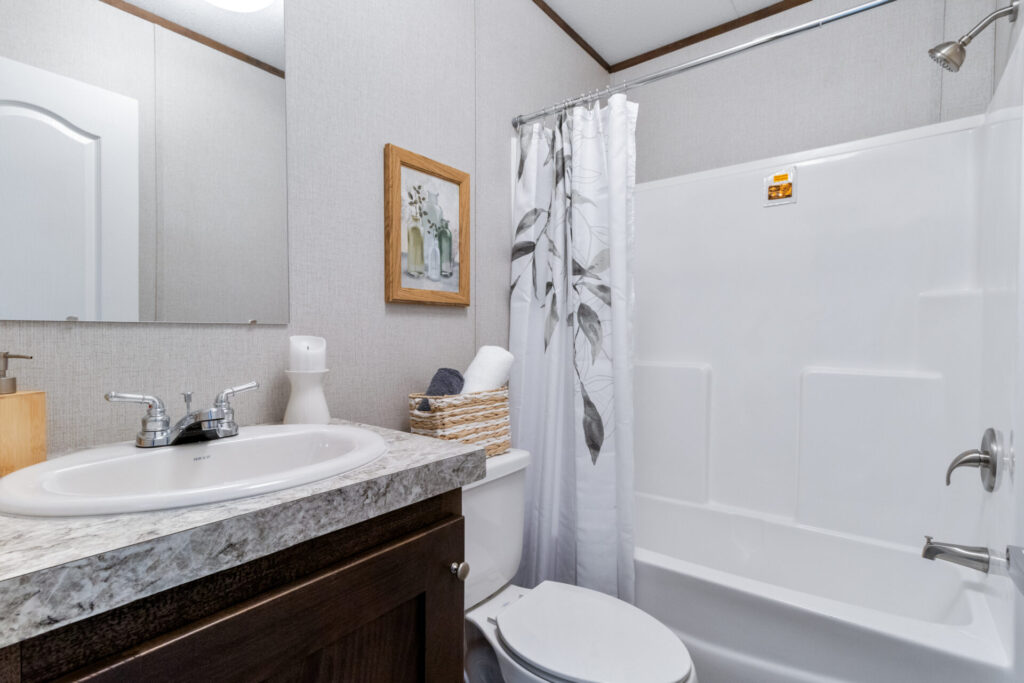 The tropic jessup housing mobile home