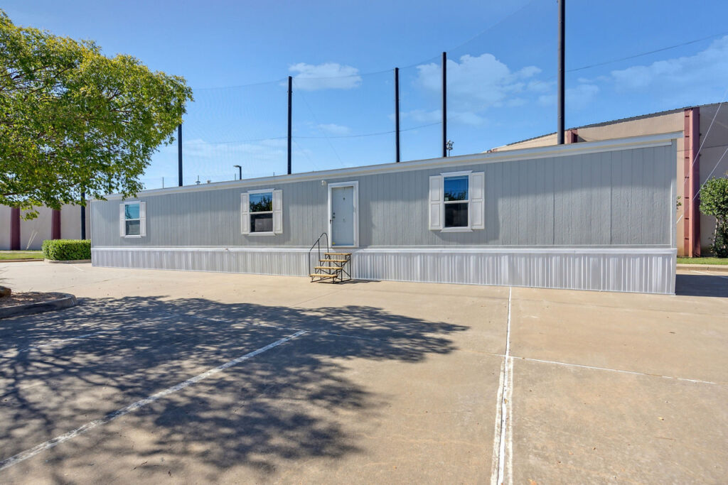 champion prime 1676 mobile home