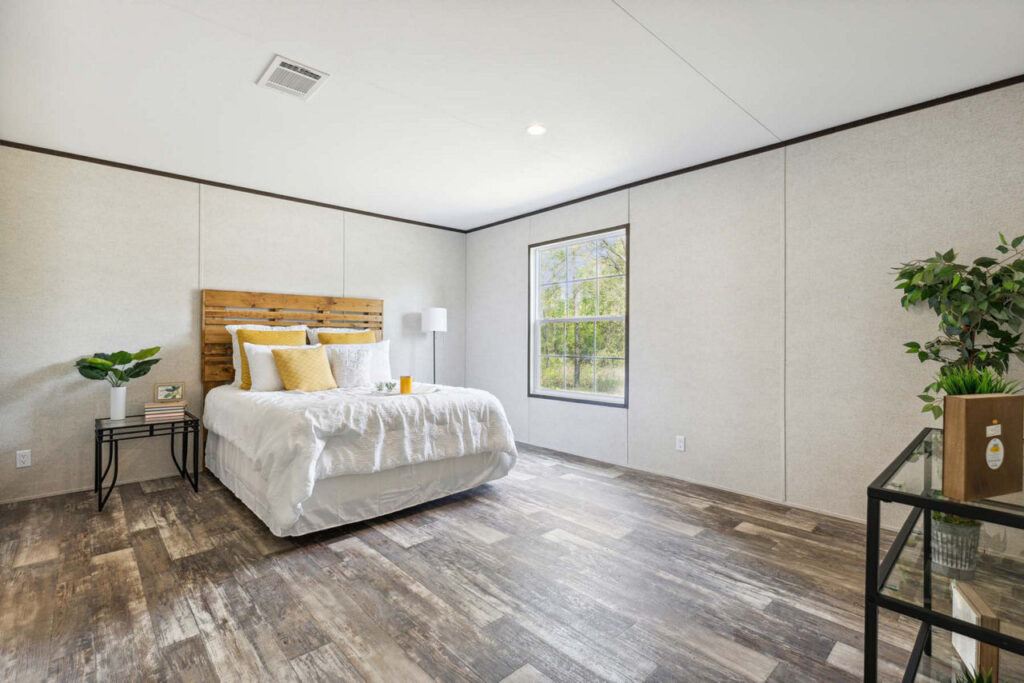 Prime 2856 Champion mobile home